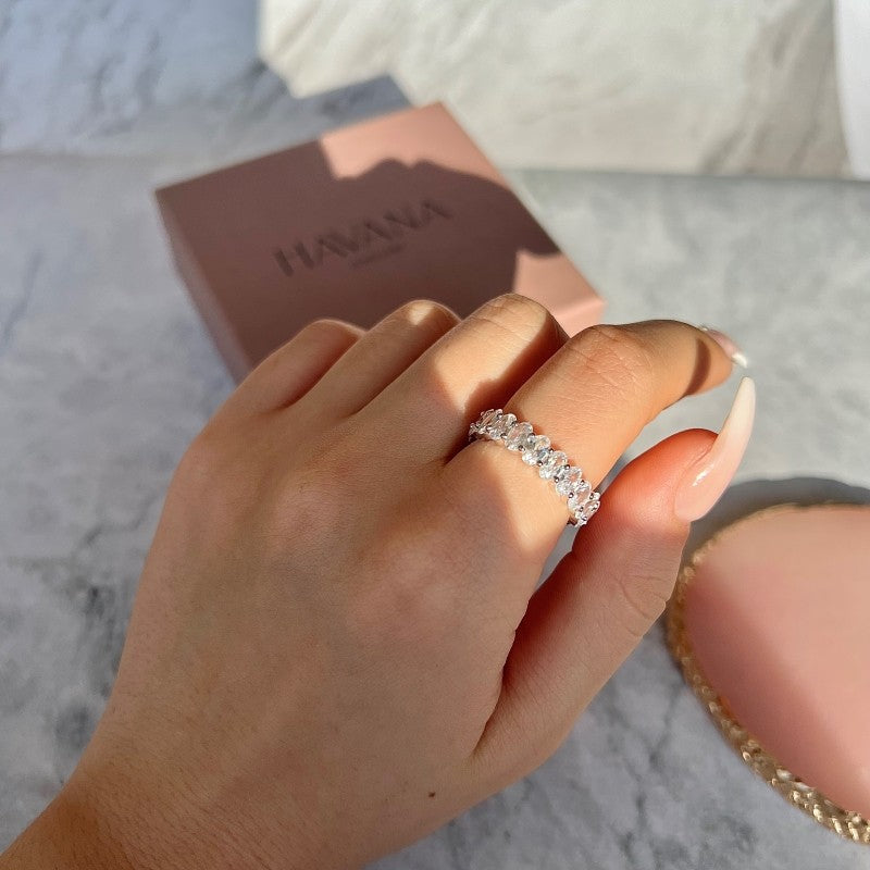 Inel Odessa din Argint 925 cu Cristale Swarovski – Eleganță și Strălucire pentru Amintiri Veșnice