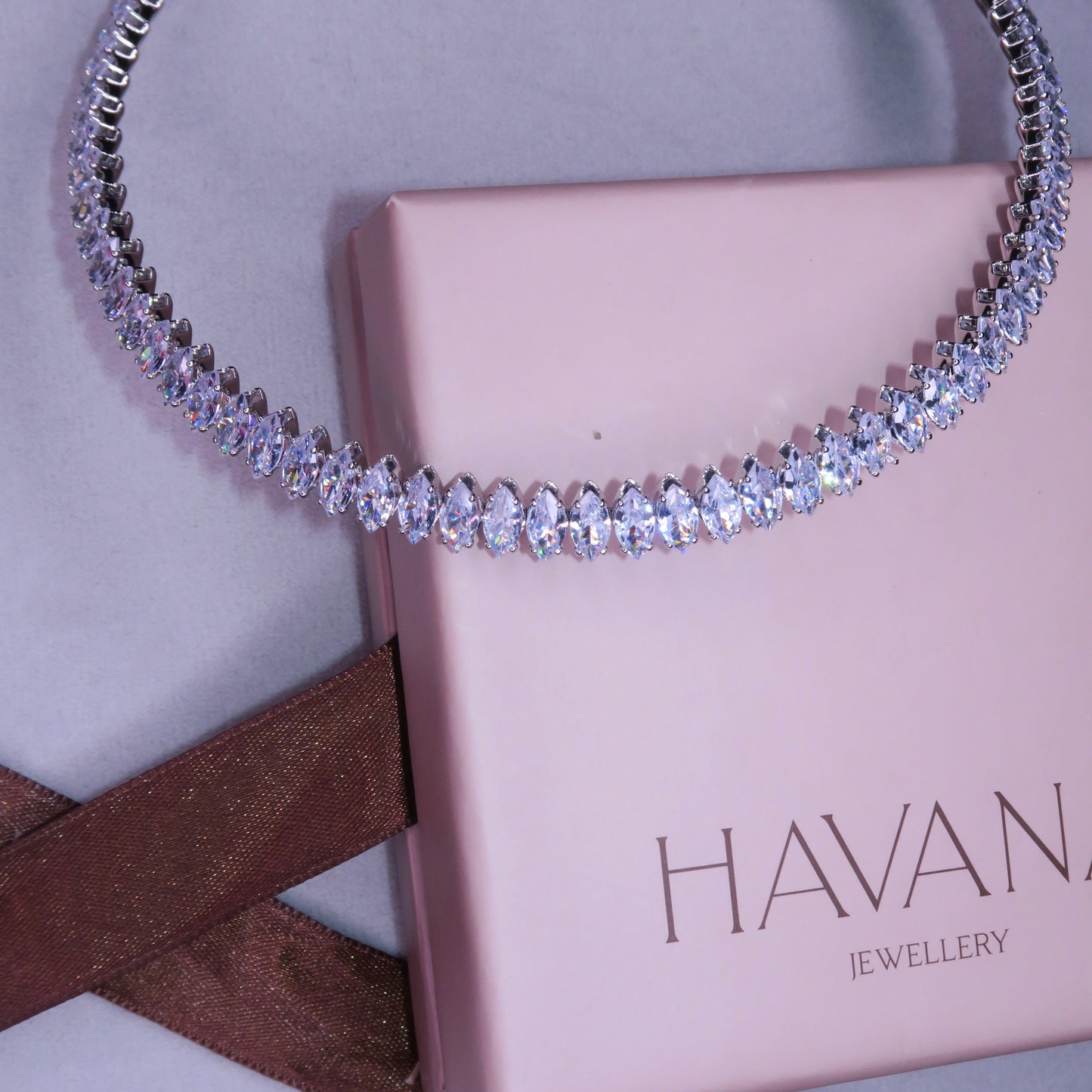 Colier Choker VENUS cu Cristale Swarovski marquise și placaj din Argint 925