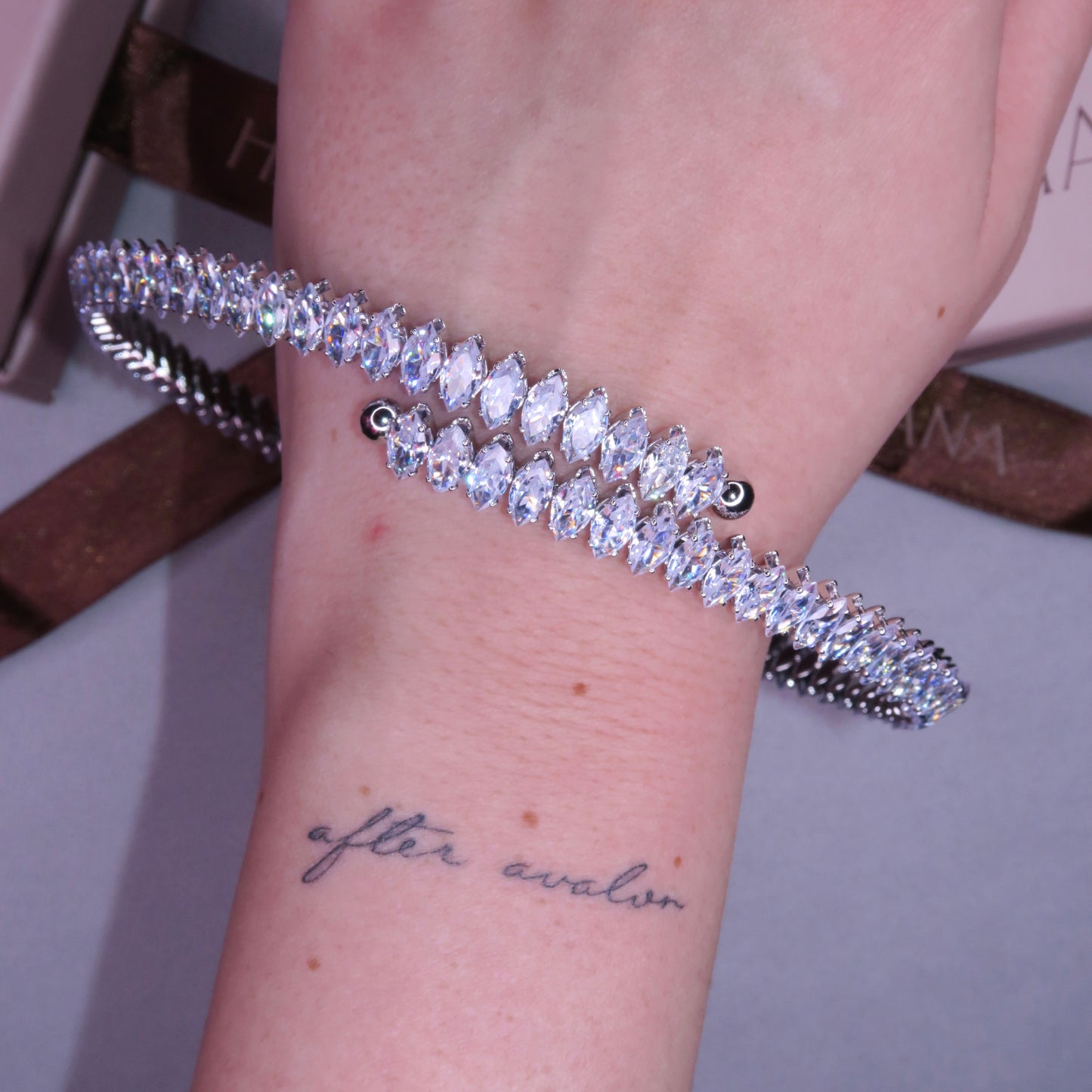 Colier Choker VENUS cu Cristale Swarovski marquise și placaj din Argint 925