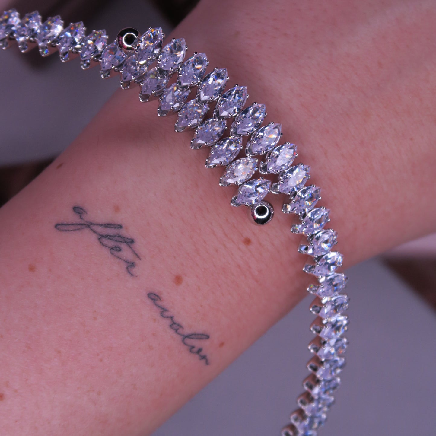 Colier Choker VENUS cu Cristale Swarovski marquise și placaj din Argint 925